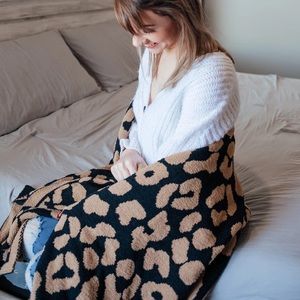 Luxe Leopard Blanket